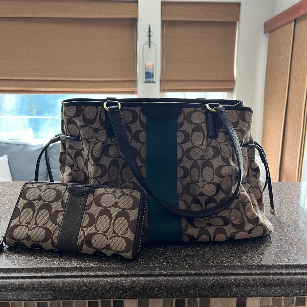 Coach: Green and brown purse and matching wallet